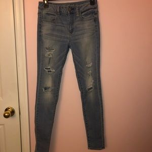 American Eagle distressed High-rise jegging